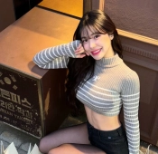 치어리더 이다혜 야벅지 크롭티 짧은하의 스타킹 패션
