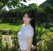 치어리더 박민서 가슴 봉긋 흰티 청바지 몸매