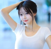 치어리더 권희원 가슴 봉긋  흰티 아이돌급 미모
