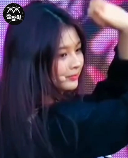 리허설 하는 엔믹스 설윤 와꾸 ㅎㄷㄷ