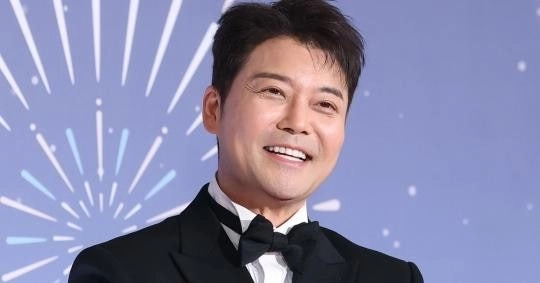 내년 5월 결혼 발표' 전현무, 축가는 케이윌