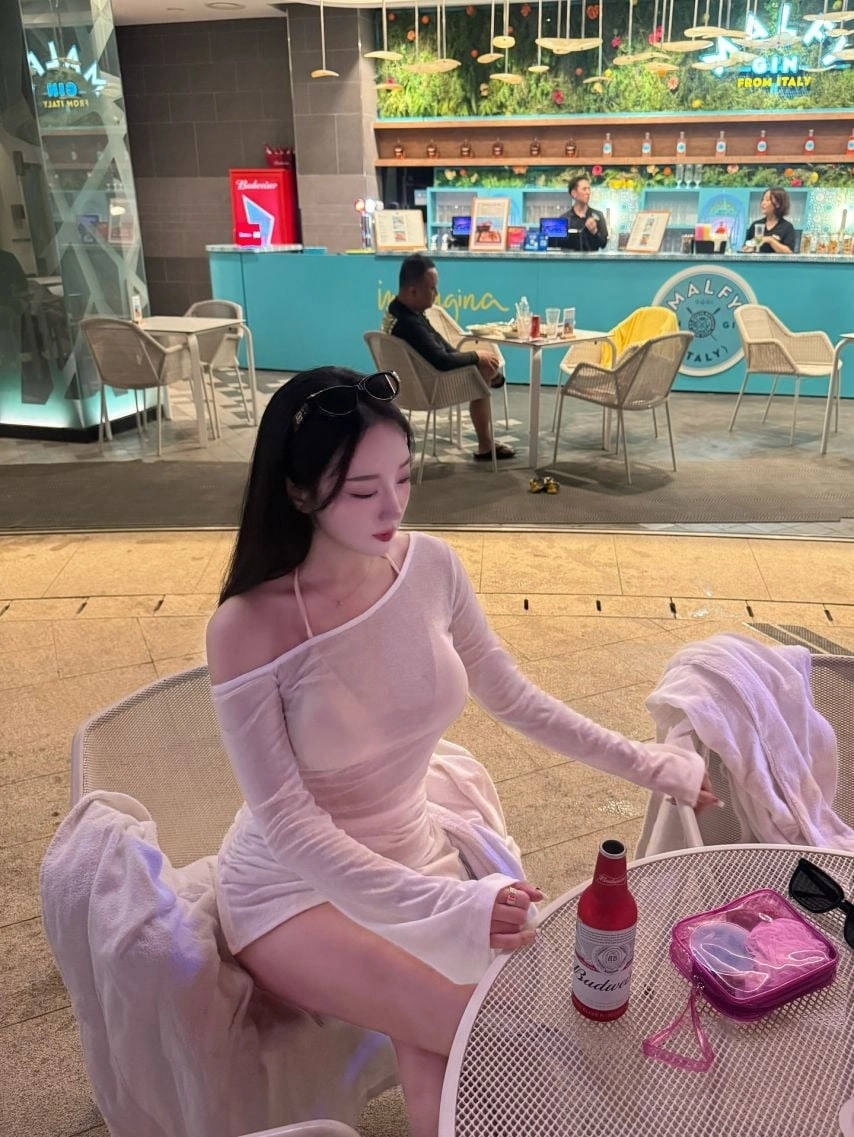 치어리더 서여진 D컵가슴 비키니 몸매