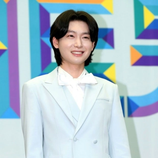 김용빈과 불편한 관계 폭로했다…상대는 17세 여고생