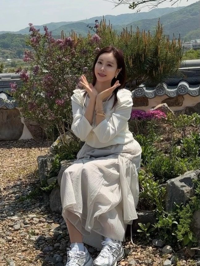 한다감, 47세 임신 이어 또 발표 “완전 개명했어요”