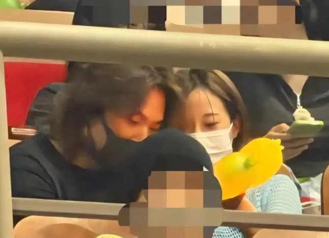 대성♥허영지, 밀착한 핑크빛 목격담…태양 “영지랑 잘해보라