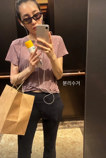 김민하, 분리수거 나갔을 뿐인데…너무 마른 한 줌 허리