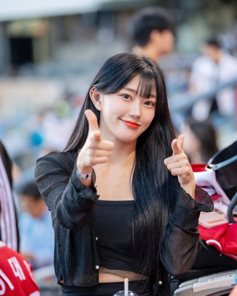 치어리더 조다정 가슴 봉긋 사복입고 셀카 미모