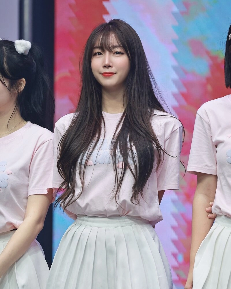 치어리더 안지현 가슴 봉긋 이정도면 진짜 아이돌아닌가?