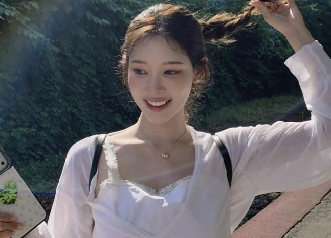 女아나운서 이나연 , "JTBC 에어컨도 안 나와" 한마디에→거센 역풍…"파장 고려했어야"
