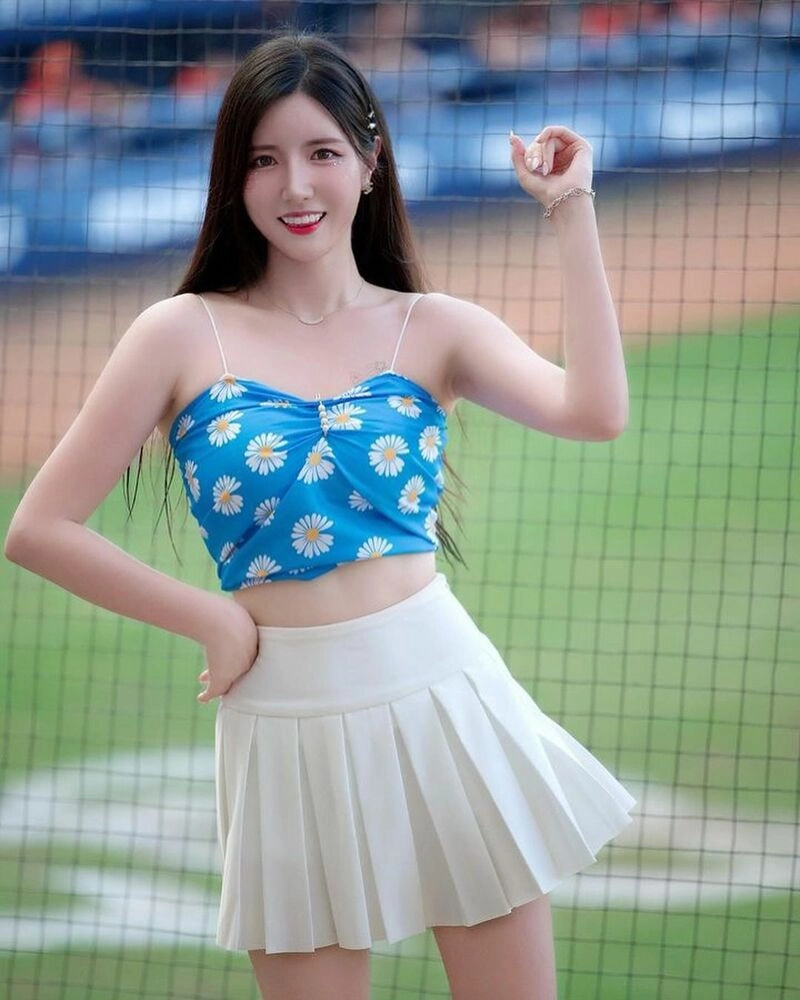 치어리더 남민정 허벅지 최근 더 예뻐진 리즈 미모