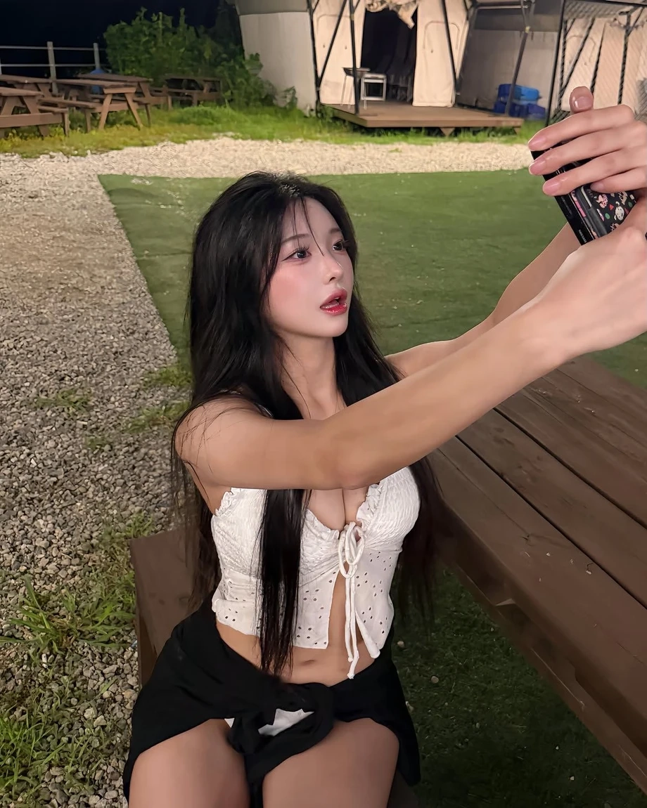치어리더 고가빈 야꼽 화이트 비키니 몸매