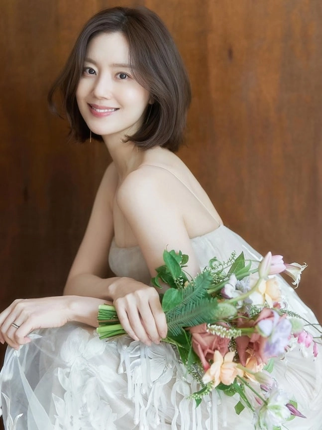 문채원, 결혼 4일만에 의미심장 글…'원하는 것 얻지 못하는 것이 때로 행운'