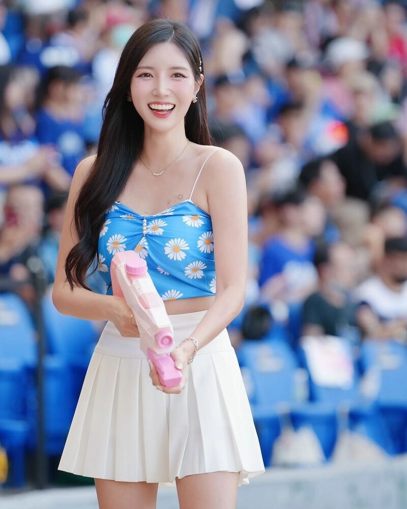 치어리더 남민정 허벅지 최근 더 예뻐진 리즈 미모