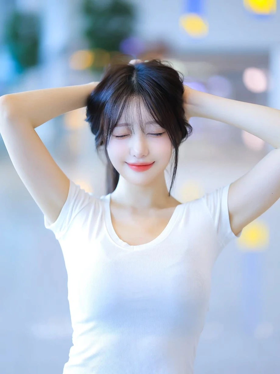 치어리더 권희원 가슴 봉긋  흰티 아이돌급 미모
