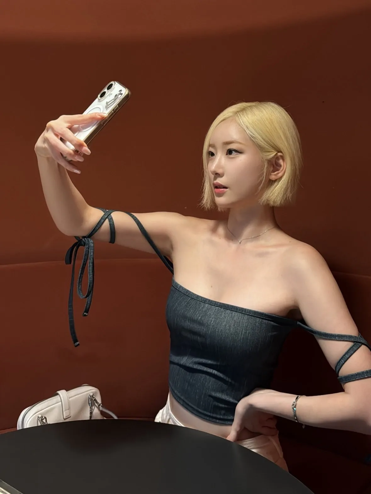 치어리더 서현숙 가슴골 인스타 오프솔더 미모