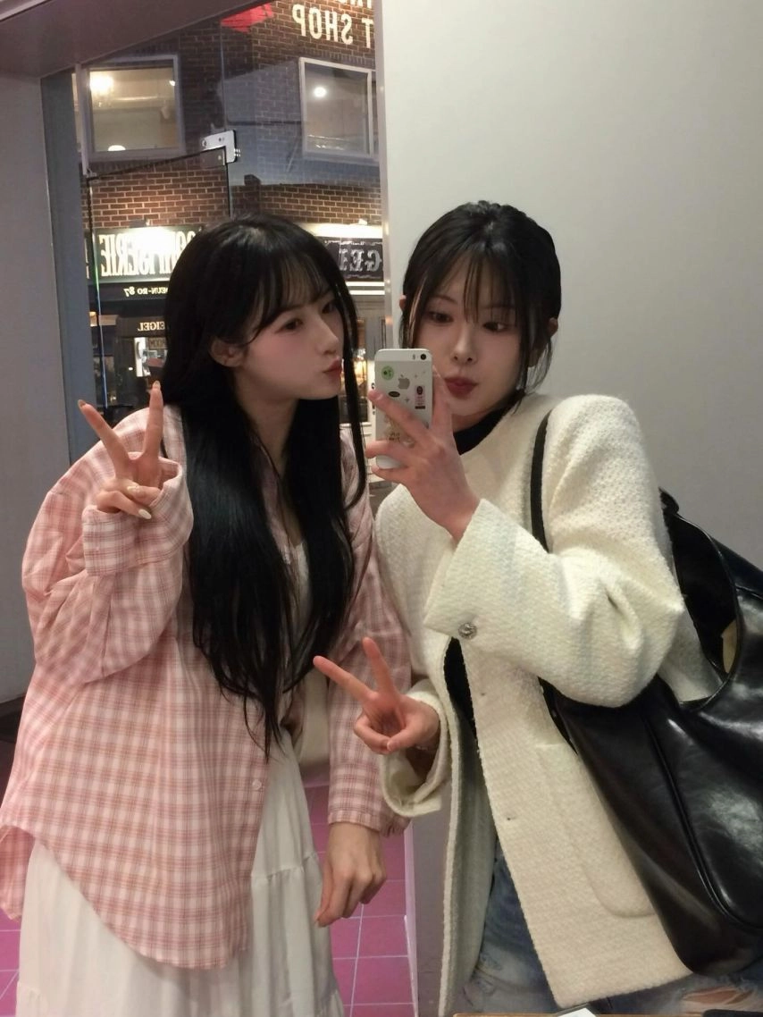 치어리더 박민서 가슴골 사복 데이트 여친룩