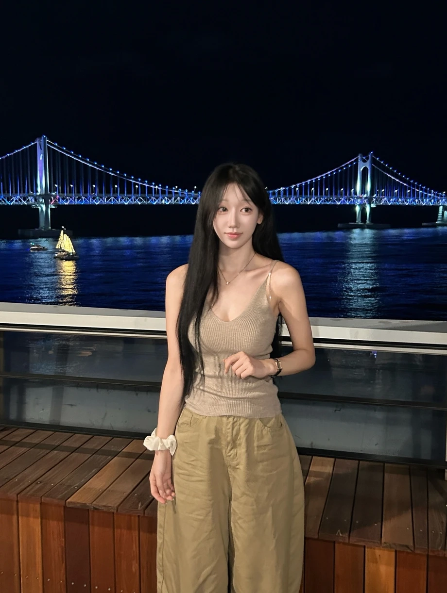 치어리더 허수미 가슴골 사복 골지 끈나시