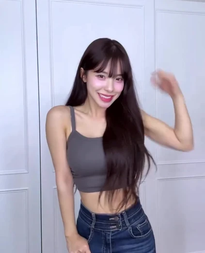 이다혜 허리라인  옷 변신 첼린지