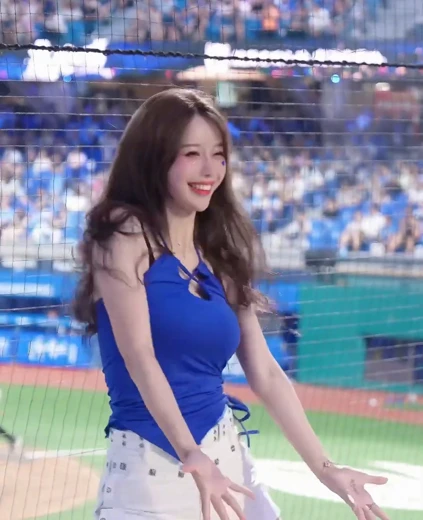 치어리더 이아영 야벅지 체인지 춤추는 섹시몸매