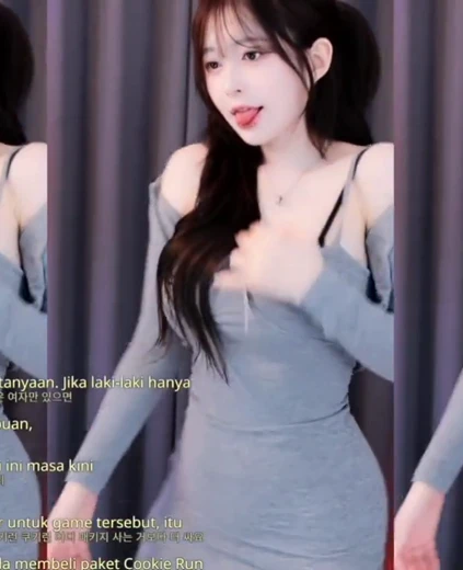 김빵귤 엉밑살 보여주는 검정 팬티 보이는 회색 미시룩