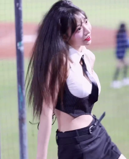 치어리더 우수한 윗슴골 대만에서 내수 차별 의상