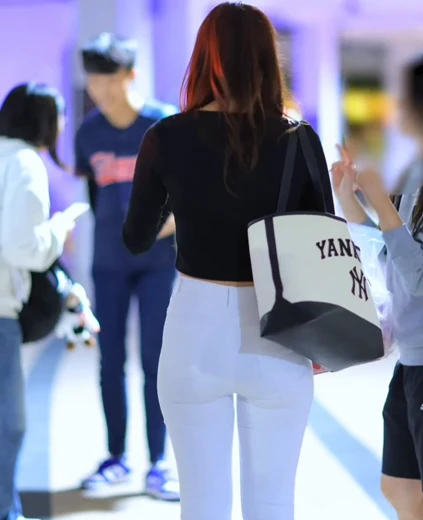 치어리더 김진아 엉벅지 타이트한 백바지 레전디 힙라인 퇴근 직캠