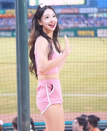 치어리더 우수한 야꼽 핑크 크롭탑 돌핀팬츠