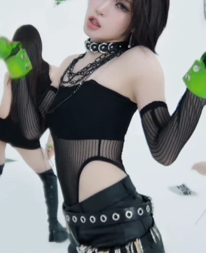 베몬 아사 엉벅지 시스루 검정 모노키니 의상 배꼽 가죽핫팬츠
